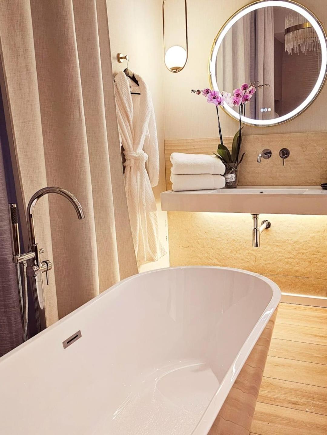 Stoa Rome Boutique Suites Exterior photo